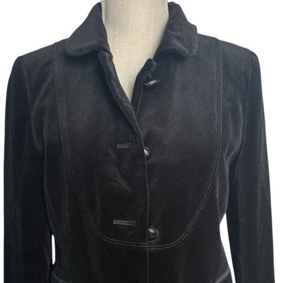 J. Crew Jackets & Blazers - J Crew Fitted Velvet Jacket in Black Size 8 EUC